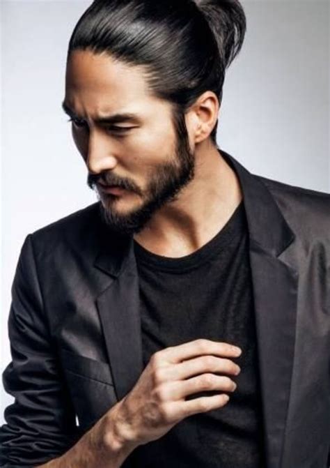Asian hairstyles are perfect for men with straight hair. Latest Trendy Asian and Korean Hairstyles for Men 2019 ...