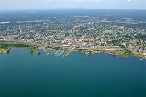 Thunder Bay In Thunder Bay On Canada Harbor Reviews Phone Number