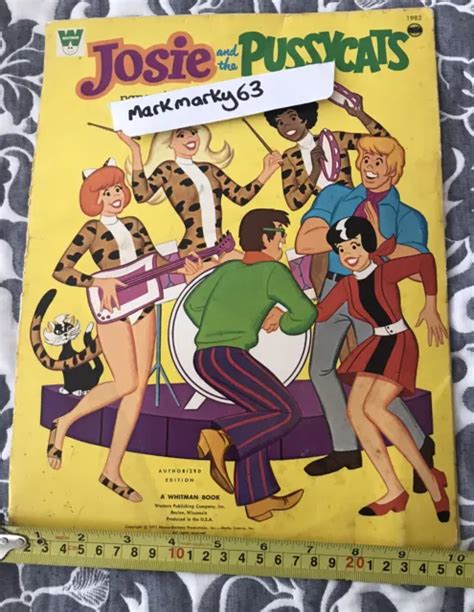 Josie And The Pussycats Rare Vintage 1971 Paper Dolls Book With Paper