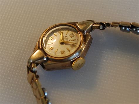 1958 Ladies Avia 9k Gold Watch With Original Box Birth Year Watches