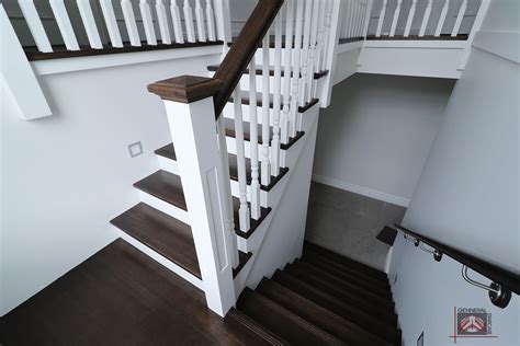 Hampton Style Stair Made By Genneral Staircase Treads And Handrails