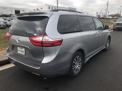 The sizable 2018 toyota sienna trim lineup offers several great hits to choose from, as well as a couple of misses. Pre-Owned 2018 Toyota Sienna XLE 4D Passenger Van in Paris #45245 | Dan Cummins Chevrolet Buick
