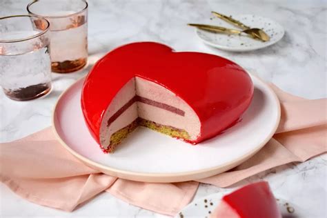 Gâteau Cœur Fraise Pistache Entremet St Valentin Anne Sophie