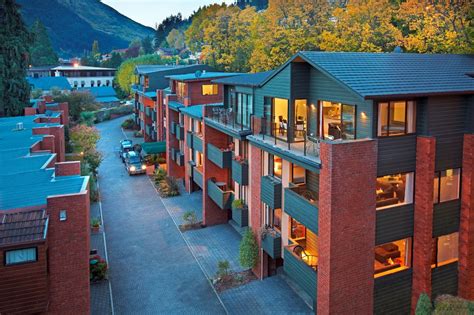 St James Apartments » VisitorPoint