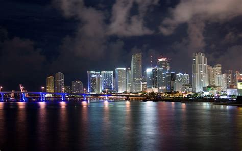 Miami Skyline Wallpapers Wallpaper Cave