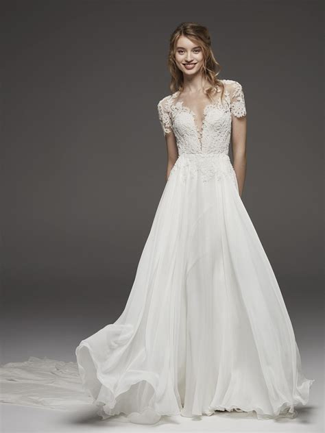 Romantic A Line Wedding Gown With Short Sleeves Modes Bridal Nz