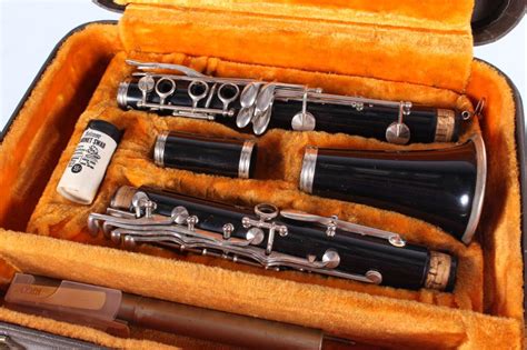 Lot Vintage Clarinet With Case