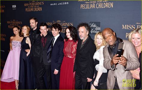 Eva Green And Miss Peregrines Home For Peculiar Children Cast