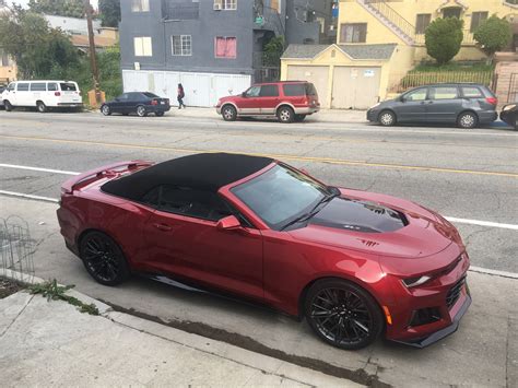 The Chevrolet Camaro Zl1 Convertible Is The Worlds Beastliest Tanning