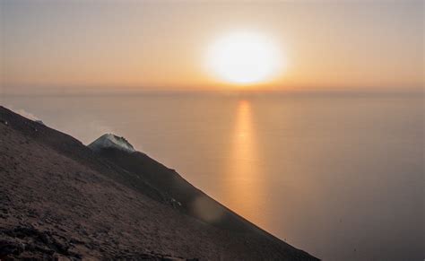 Fumée Soleil Couchant 2 Stromboli Jean François Gornet Flickr