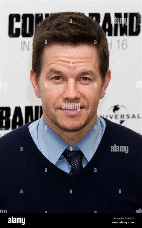 Movie Memorabilia Mark Wahlberg 8x10 And Other Size Glossy Photo Picture