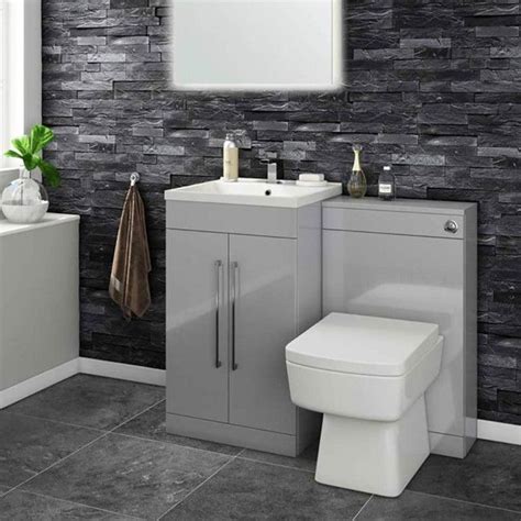 Continue to 12 of 33 below. Pin by Lesley-Ann Hamlyn on Small Bathroom Layouts in 2020 ...
