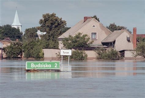 Największe Katastrofy Naturalne W Historii Polski Powodzie Huragany
