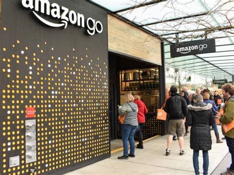 Chicagos First Amazon Go Store Opens In The Loop Chicago Il Patch