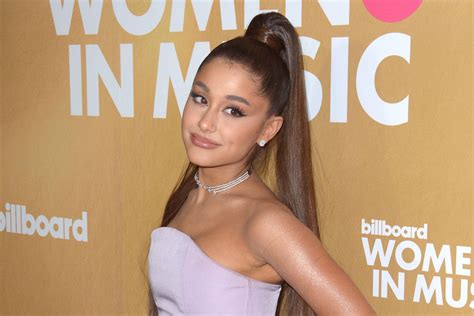 Ariana Grande To Release New Album This Month