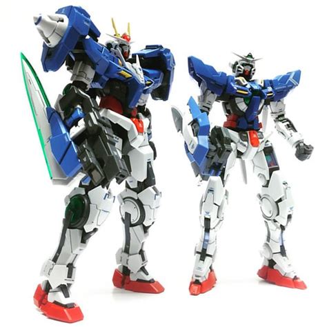 Gn 0000 Gundam 00 And Gn 001 Exia Mobile Suits Celestial Flickr