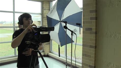I've always wanted to own a parabolic microphone. Homemade Parabolic Mic - YouTube