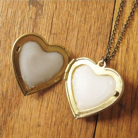 Perfume Filled Locket How Did You Make This Luxe Diy Solid