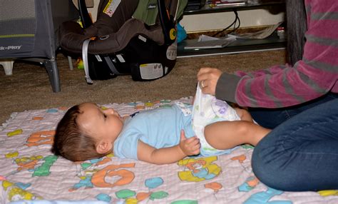 How To Check A Diaper 5 Steps With Pictures Wikihow