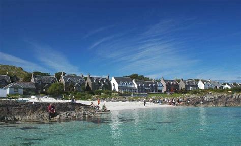 Iona, population 175, is a small island (1 mile wide, 3.5 miles long) of the inner hebrides, scotland, famous for the monastery founded by st columba of iona and as the centre of the christianisation of scotland. Iona - Wikipedia