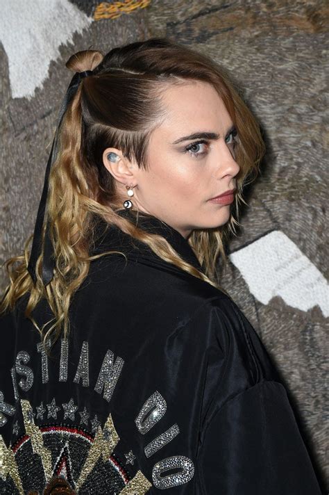 Cara Delevingne S Latest Hairstyle Doubles As An Optical Illusion