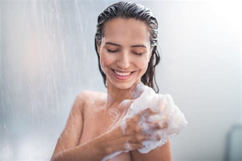 What S Better Bath Or Shower Sustain Health Magazine