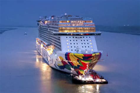 Norwegian Encore Sails In Open Water For The First Time Ncl Travel Blog