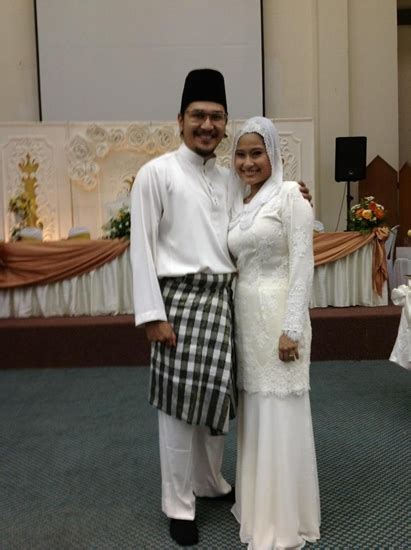 Rahsia tarikh lahir dan potensi diri. Fezrul Khan Kini Bergelar Suami Kepada Hafizah - HOTLIPS ...