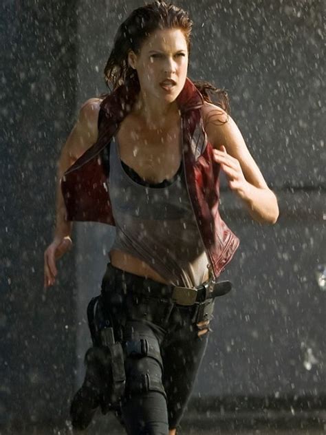 Ali Larter Resident Evil The Final Chapter Claire Redfield Vest
