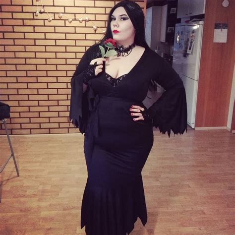 Check spelling or type a new query. Coolest DIY Plus Size Costumes for Women | Costumes for women, Morticia addams costume ...