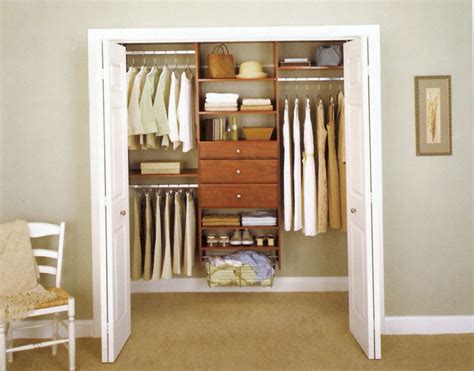 Diy walk in closet systems closets nicolamichelle website. DIY closet systems will make your house a comfortable home ...
