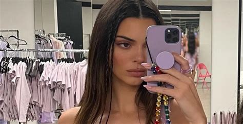 kendall jenner bends over in tiny bikini