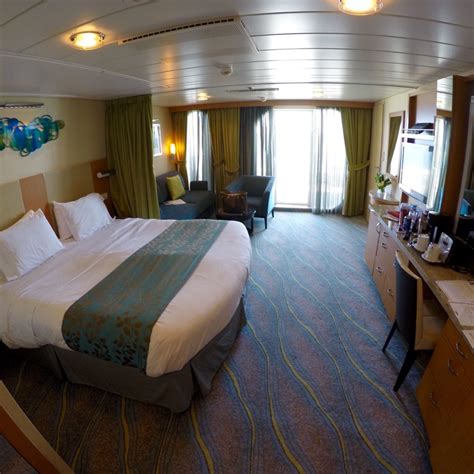 Hardly any other ship offers so many options for passengers of all ages. Junior Suite with Balcony, Cabin Category YU, Allure of ...