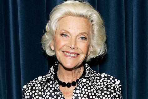 Honor Blackman “goldfinger” And “the Avengers” Actress Dies 2020 Of