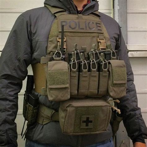 Police Tactical Vest Molle Gear Swat Black Tactical V