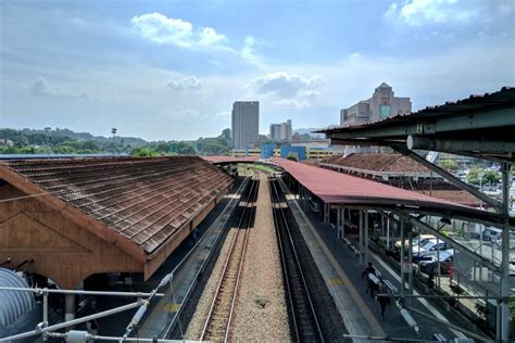 The best way to travel from nilai to kuala lumpur city centre is on the ktm nilai to kl sentral komuter (commuter) train that runs on the tampin to batu caves line frequently throughout the day. Seremban KTM Station - klia2.info