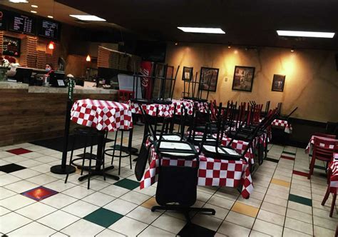 52 Weeks Of Pizza Goombas Pizzeria Restaurant In San Antonio Still