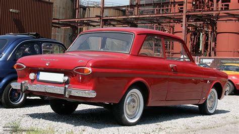 Car Ford Taunus 12m P4