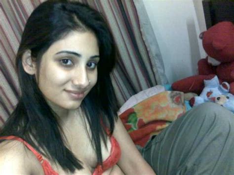 New Wallpaper Top Indian Pakistani Hot Girls Personal Pictures
