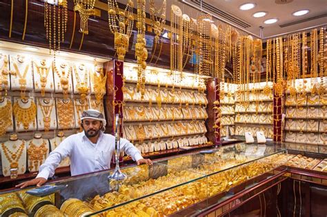Souk Di Dubai Oro Spezie Dove Sono E Gli Orari Di Apertura