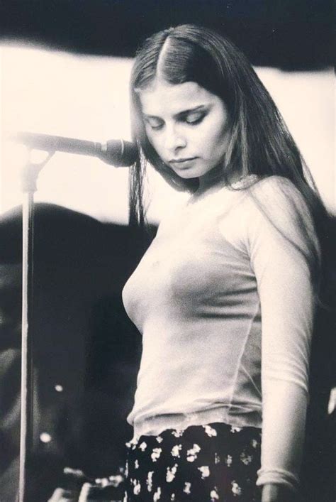 Picture Of Hope Sandoval