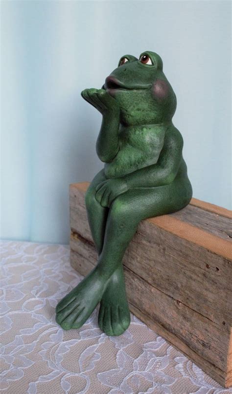 Ceramic Frog Romeo The Kissing Frog Cute Frog Yard Art Patio