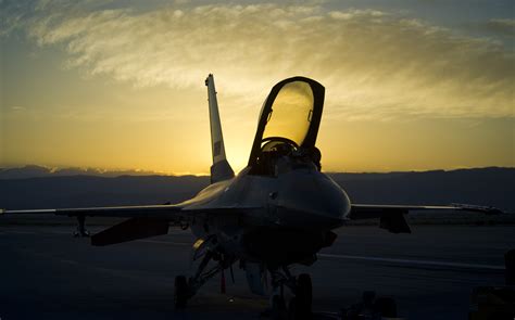 Download 3840x2400 Wallpaper Sunset Military General Dynamics F 16