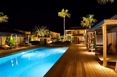 Novo Hotel Estrelas De St Tropez Destaque No Ver O Europeu Imagem Trivago Divulga O