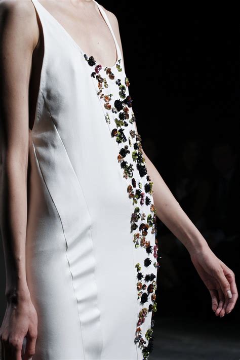 Narciso Rodriguez Spring 2016 Ready To Wear Fashion Show Details