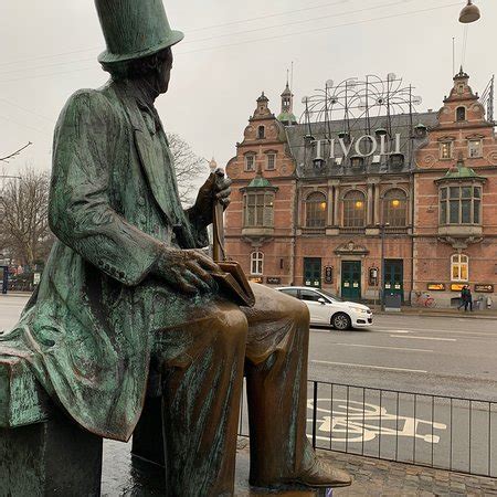 The little mermaid by hc andersen is probably one of my favorite fairytales of all time, so here's an there's apparently a statue of h.c. H.C. Andersen Statue (Copenhagen) - 2019 All You Need to ...