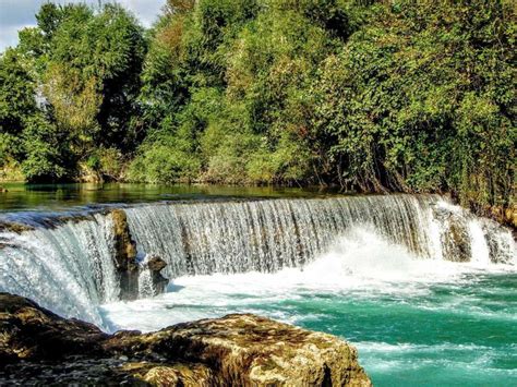 Manavgat is a town and district of the antalya province in turkey, 75 km from the city of antalya. Античный город Сиде, водопад Манавгат и орнаменты мечети ...