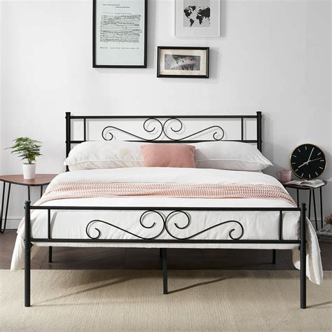 Vecelo Metal Platform Bed Frame Slatted Bed Base With Vintage Headboard