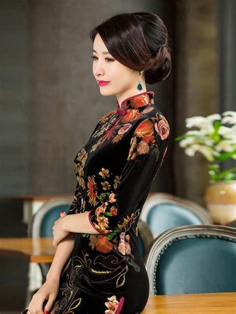velvet flower print half sleeves long cheongsam cheongsam velvet flowers half sleeves