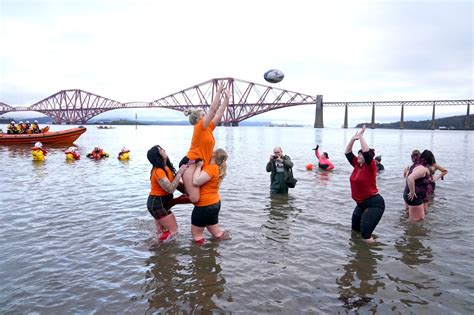 In Pictures Hundreds Brave Icy Waters For New Years Day Dip The